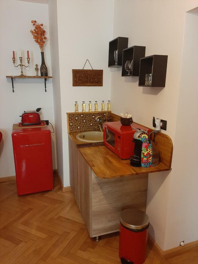 Luky10 Apartment Брашов Екстериор снимка